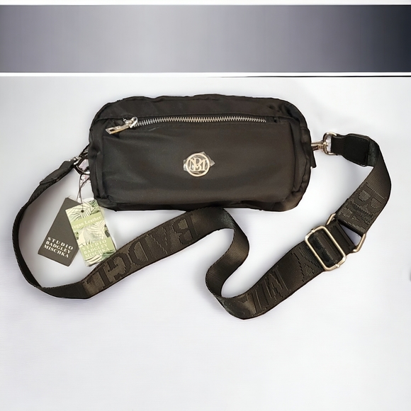 Badgley Mischka waist bag or cross body black bag nwt - Picture 1 of 13